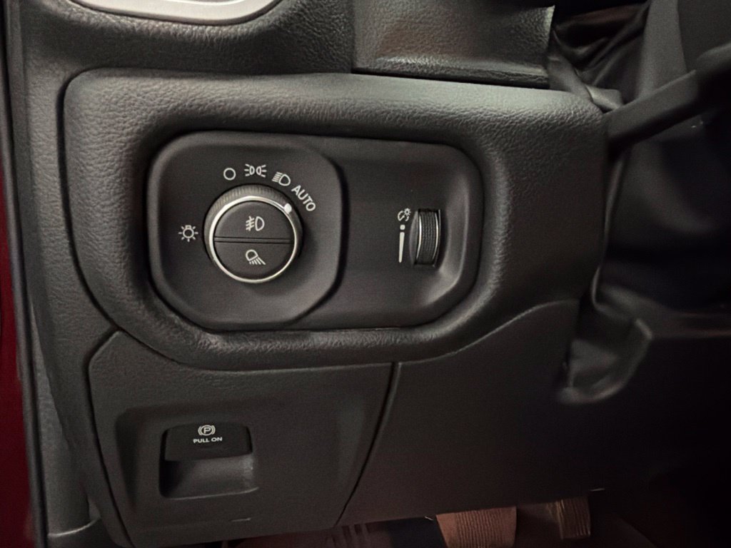 Used 2023 RAM 1500 Big Horn AWD/4WD image 20