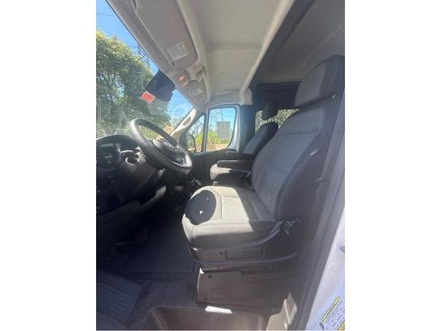 Used 2023 RAM ProMaster 3500 FWD image 10