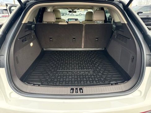 Certified 2023 Lincoln Nautilus Reserve w/ Luxury Package image 28