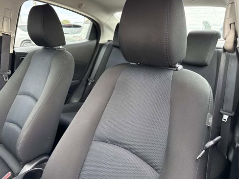 Used 2018 Toyota Yaris iA image 23