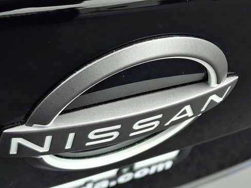 Used 2025 Nissan Sentra SV FWD image 29
