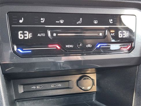 Used 2022 Volkswagen Tiguan SEL R-Line image 19