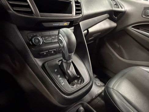Used 2020 Ford Transit Connect XL image 38