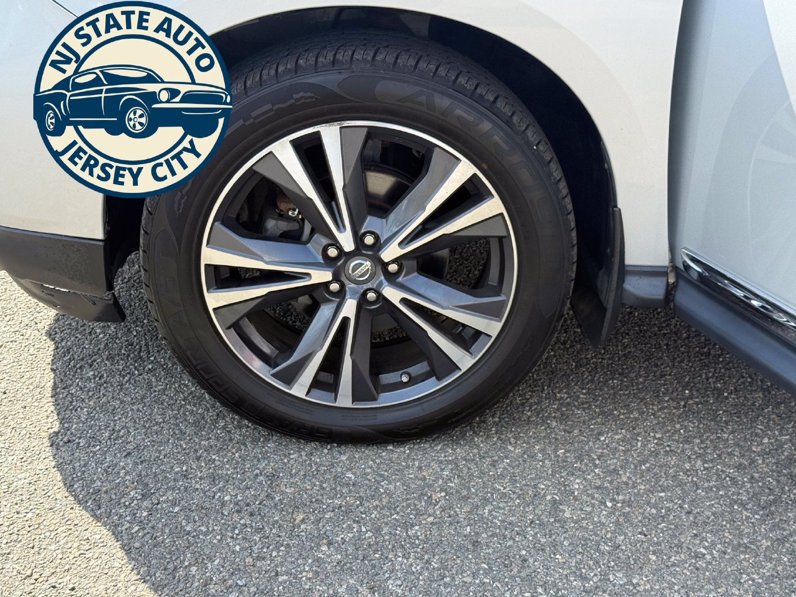 Used 2017 Nissan Pathfinder Platinum w/ Cargo Package AWD/4WD image 48