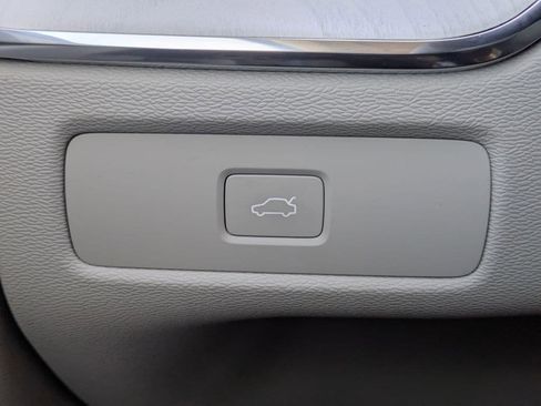 New 2026 Volvo XC60 B5 Ultra w/ Protection Package Premier AWD/4WD image 34