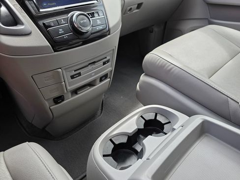 Used 2017 Honda Odyssey Touring image 41