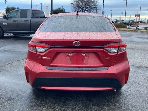 Used 2020 Toyota Corolla LE image 6