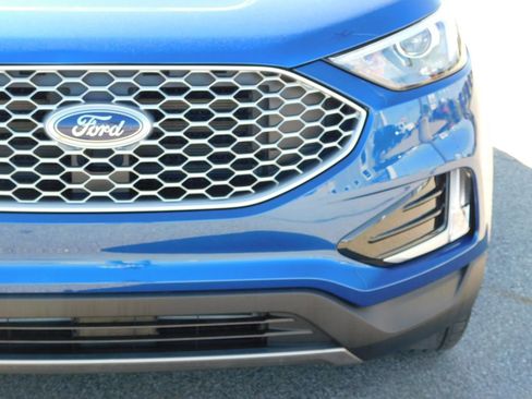 Used 2023 Ford Edge SEL w/ Convenience Package AWD/4WD image 12
