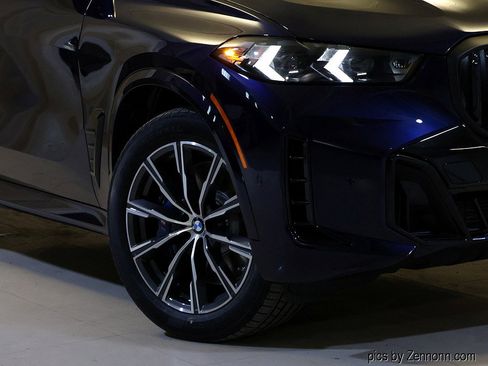 New 2026 BMW X5 xDrive50e w/ M Sport Package image 3