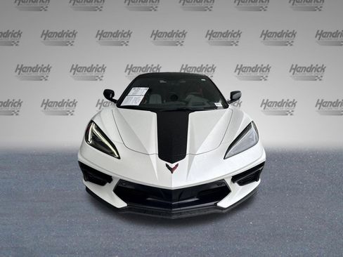 Used 2023 Chevrolet Corvette Stingray Premium Conv w/ Z51 Performance Package RWD image 3