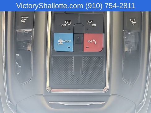 Certified 2024 Jeep Wagoneer L Series II w/ Flexible Seating Group AWD/4WD image 44
