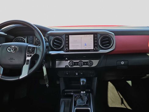 Used 2020 Toyota Tacoma SR5 image 14