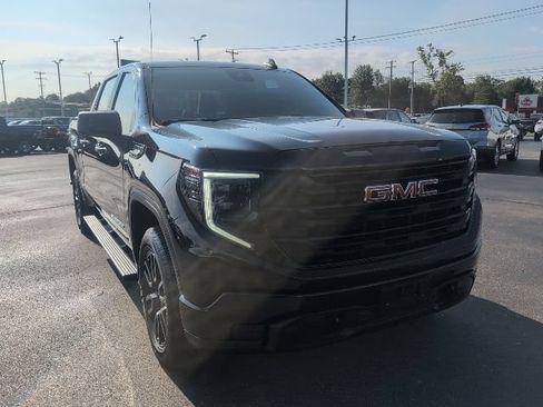 Used 2024 GMC Sierra 1500 Pro w/ Graphite Edition AWD/4WD image 11