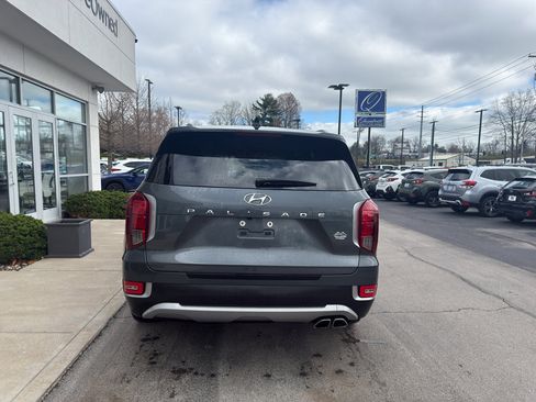 Used 2022 Hyundai Palisade SEL w/ Premium Package image 4