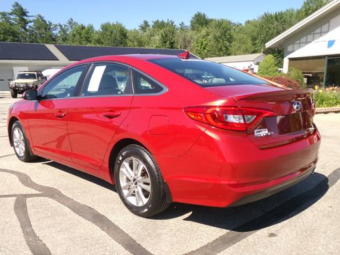 Used 2017 Hyundai Sonata SE w/ Cargo Package image 3