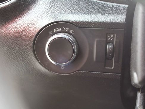 Used 2015 Chevrolet Camaro LS RWD image 21