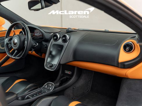 Used 2019 McLaren 570S Coupe image 30