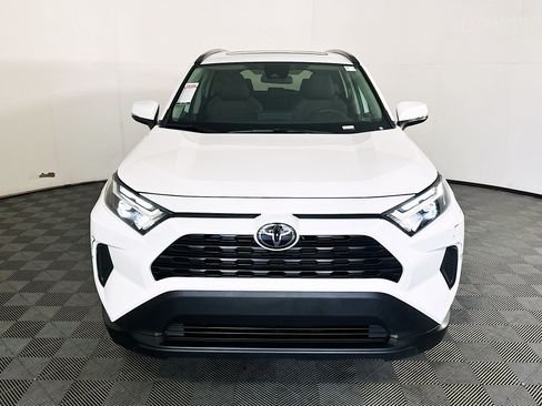 Used 2025 Toyota RAV4 XLE w/ Convenience Package FWD image 8