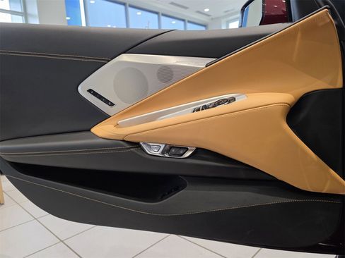 Used 2020 Chevrolet Corvette Stingray Preferred Cpe w/ 2LT Preferred Equipment Group image 15