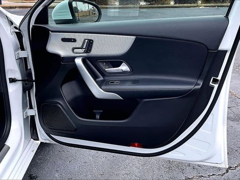 Used 2020 Mercedes-Benz A 220 4MATIC image 22