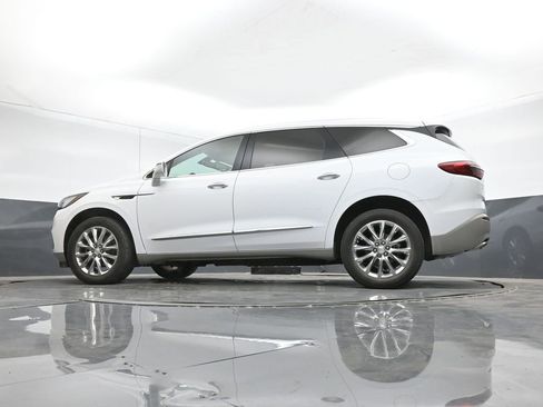 Used 2020 Buick Enclave Essence w/ Sound and Sites Package image 42