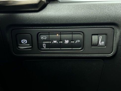 Used 2025 GMC Hummer EV 3X image 18