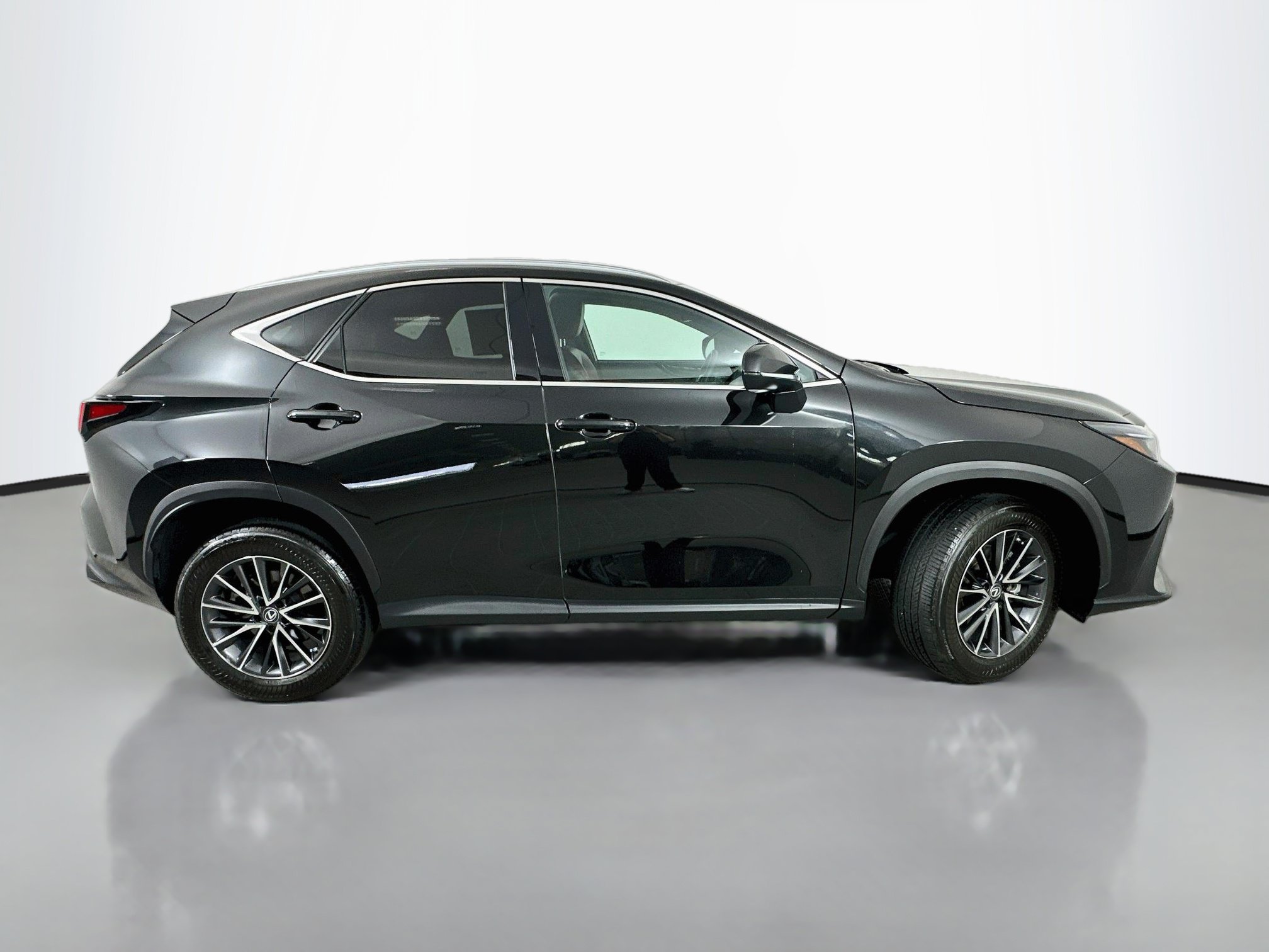 Used 2023 Lexus NX 250 AWD w/ Cold Area Package image 8