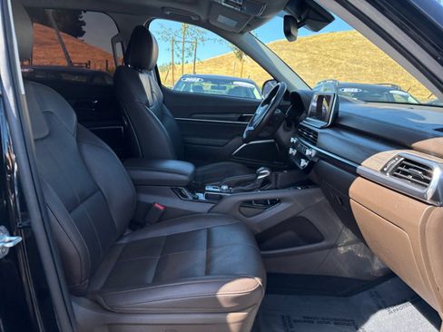Used 2021 Kia Telluride SX w/ Towing Package FWD image 17