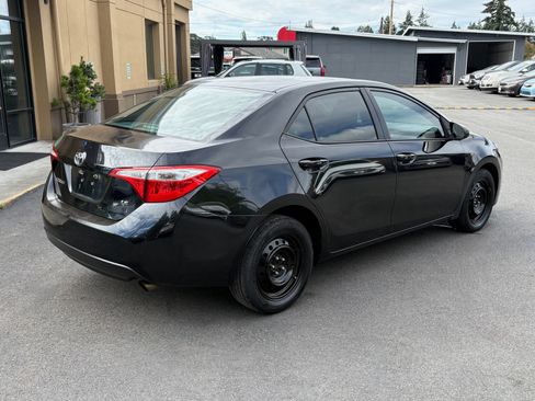 Used 2016 Toyota Corolla LE FWD image 6