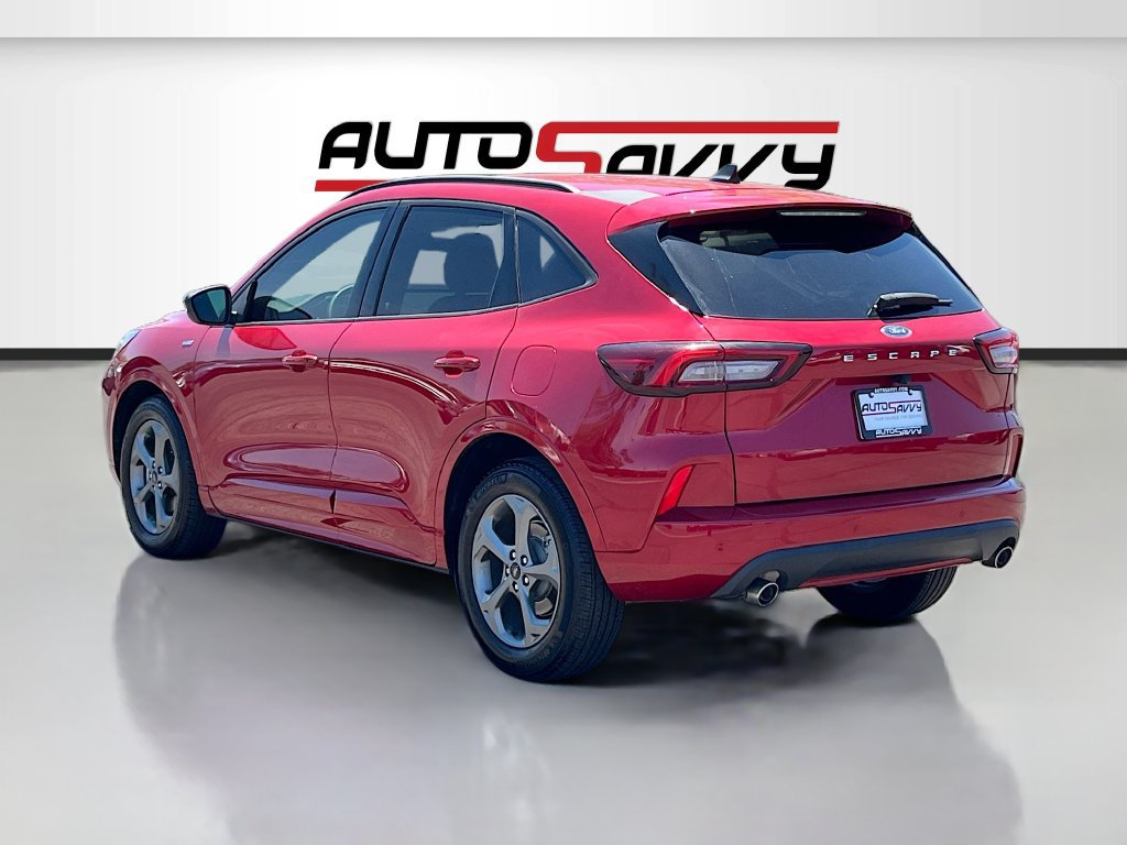 Used 2023 Ford Escape ST-Line w/ Tech Pack #1 FWD image 5