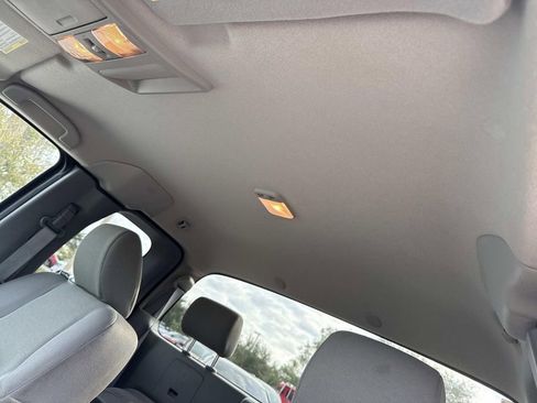 Used 2018 Nissan Frontier S image 39