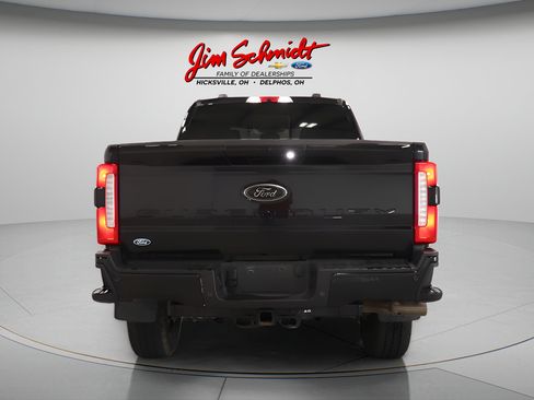 Used 2024 Ford F250 Lariat w/ Lariat Ultimate Package AWD/4WD image 5