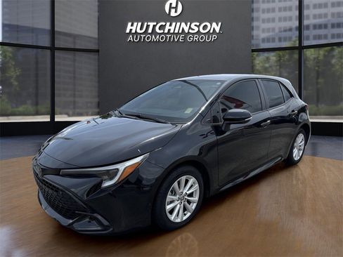 Certified 2024 Toyota Corolla SE image 3