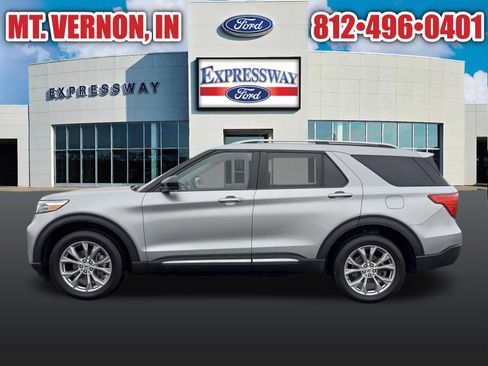 Used 2023 Ford Explorer Limited image 10