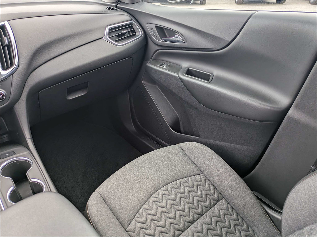 Used 2022 Chevrolet Equinox LT FWD image 16