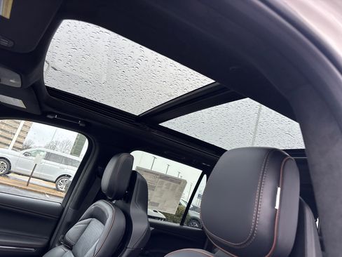 New 2026 Lincoln Navigator L Black Label AWD/4WD image 25
