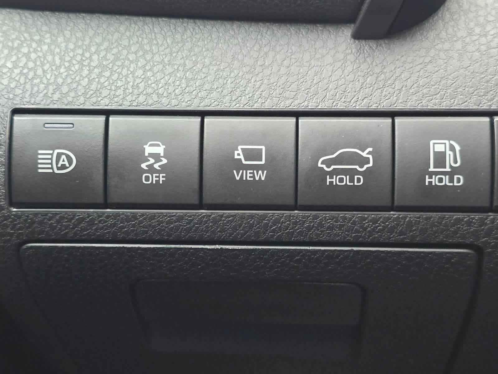 Used 2024 Toyota Camry XLE w/ Navigation Package FWD image 18