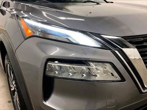 Used 2022 Nissan Rogue SV AWD/4WD image 31