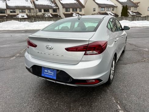 Used 2019 Hyundai Elantra SEL image 10