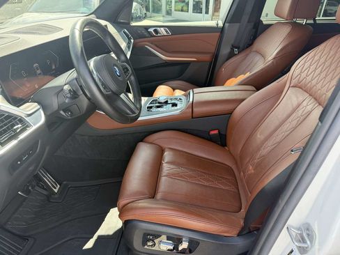 Used 2025 BMW X5 xDrive50e w/ Executive Package AWD/4WD image 12