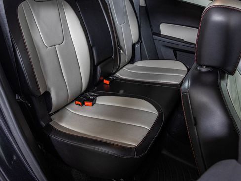 Used 2016 Chevrolet Equinox LTZ w/ Enhanced Convenience Package image 39