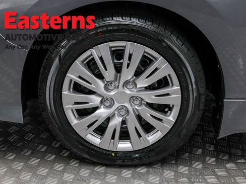 Used 2022 Nissan Leaf S image 31