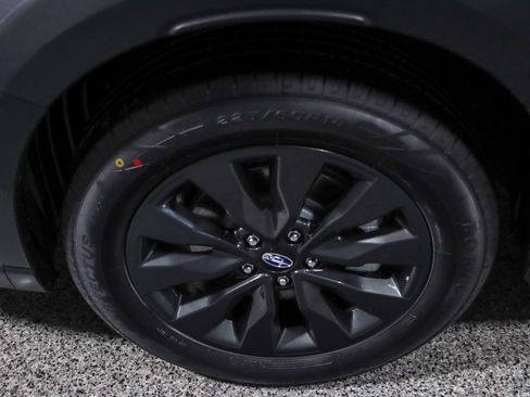 Used 2023 Subaru Outback Onyx Edition AWD/4WD image 11