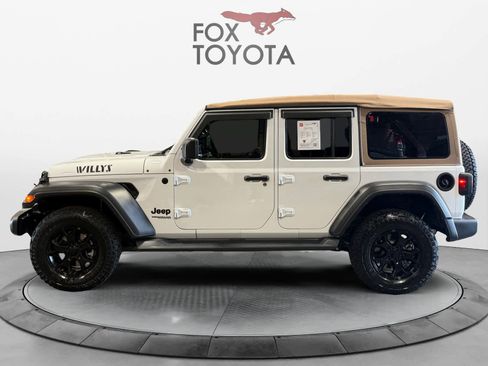 Used 2022 Jeep Wrangler Unlimited Sport AWD/4WD image 3