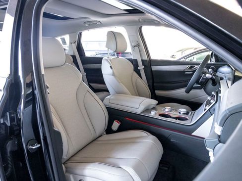 New 2026 Genesis GV80 3.5T Advanced AWD/4WD image 25