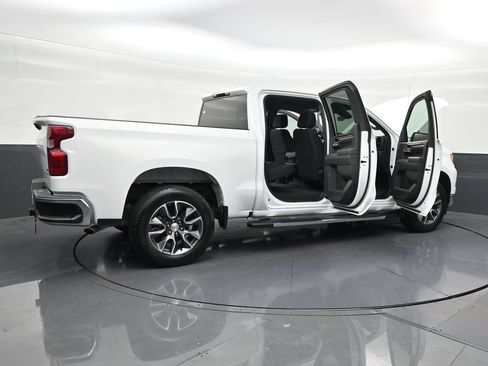 Used 2023 Chevrolet Silverado 1500 LT RWD image 33