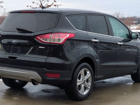 Used 2016 Ford Escape SE w/ SE Cold Weather Package image 6