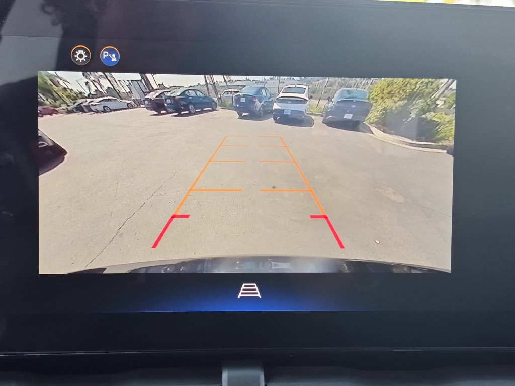 Used 2025 Chevrolet Equinox LT FWD image 15