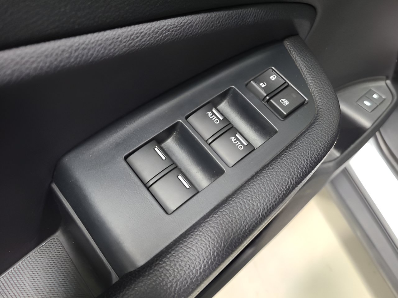Used 2023 Honda Passport TrailSport image 22