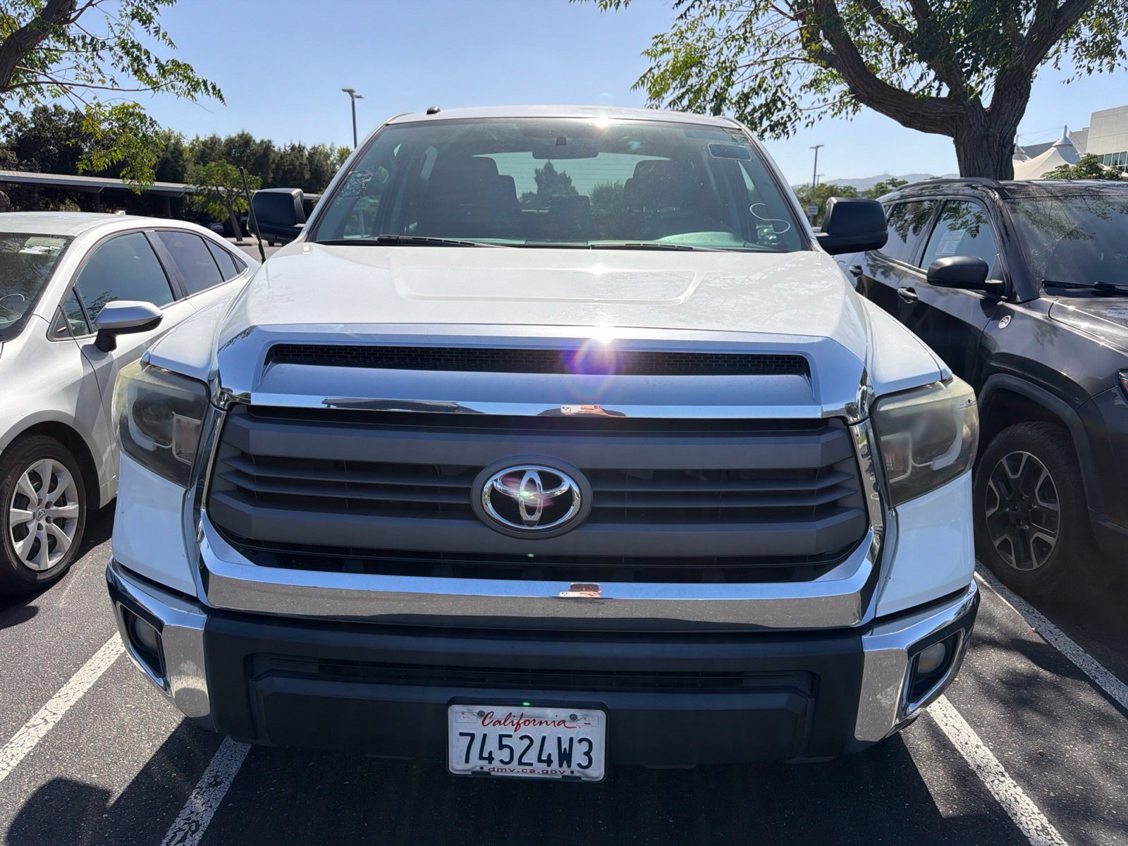 Used 2014 Toyota Tundra SR5 RWD image 3